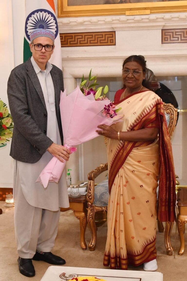 Chief Minister Omar Abdullah meets President Droupadi Murmu at Rashtrapati Bhavan