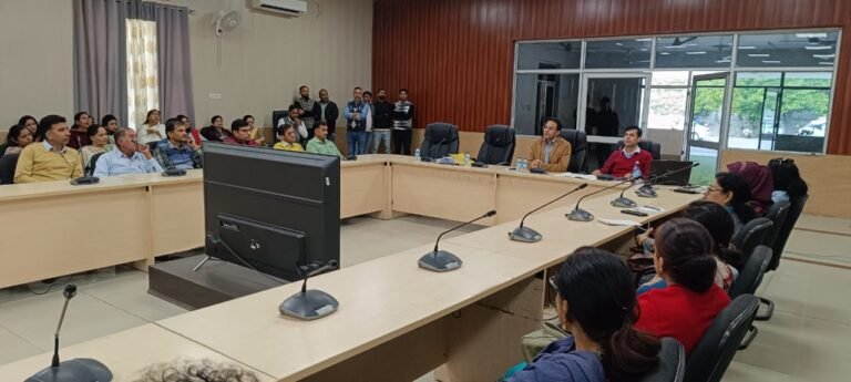 District Administration holds training for JKSSB Recruitment Exams