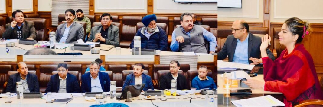 Commissioner Secretary Tourism reviews wayside amenities along major highways in J&K