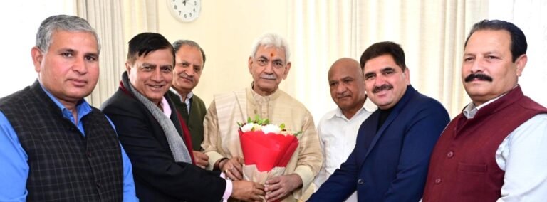 District Development Council Chairpersons calls On LG Sinha