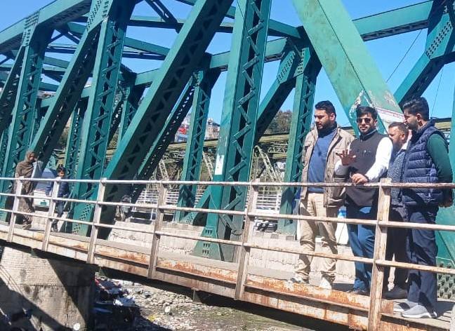 DC inspects sanitation, beautification works in Rajouri Town