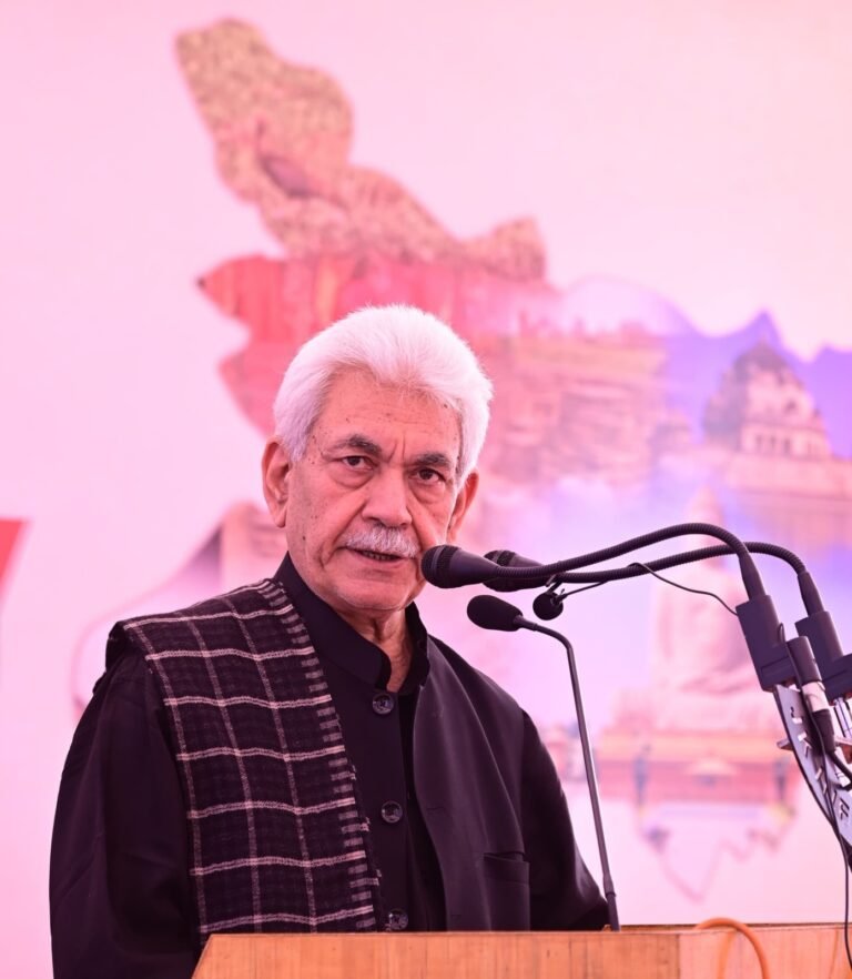 LG attends Bihar Diwas Celebration at Raj Bhavan