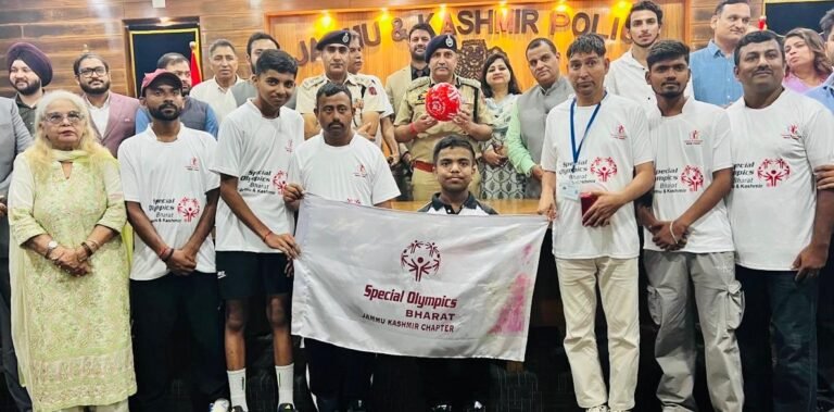 DIG Shiv Kumar Sharma flags Off special athletes for National C’ship to be held at Chattisgarh