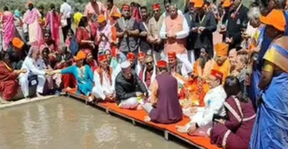 Historic Jalabhishek of Sindhu with water from 156 countries, first Sindhu Kumbh begins in Leh